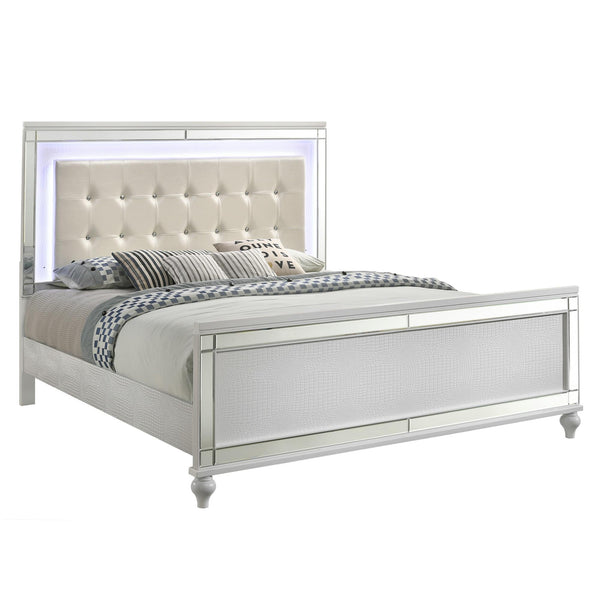 New Classic Furniture Valentino Queen Upholstered Panel Bed BA9698W-310/BA9698W-320/BA9698W-330 IMAGE 1